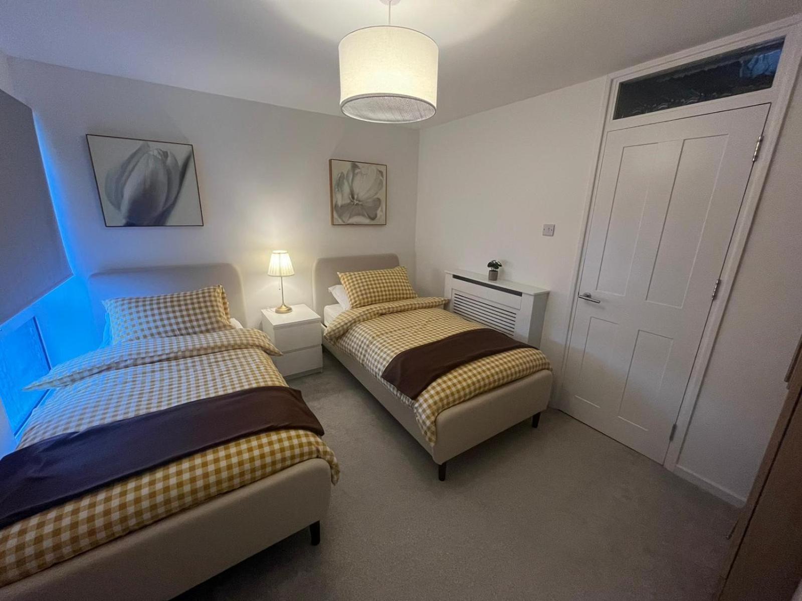 Апартаменти Modern And Comfortable Flat With Private Parking Оксфорд Екстер'єр фото